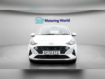 Used Hyundai i10 2022 for sale - 77603915: Photo