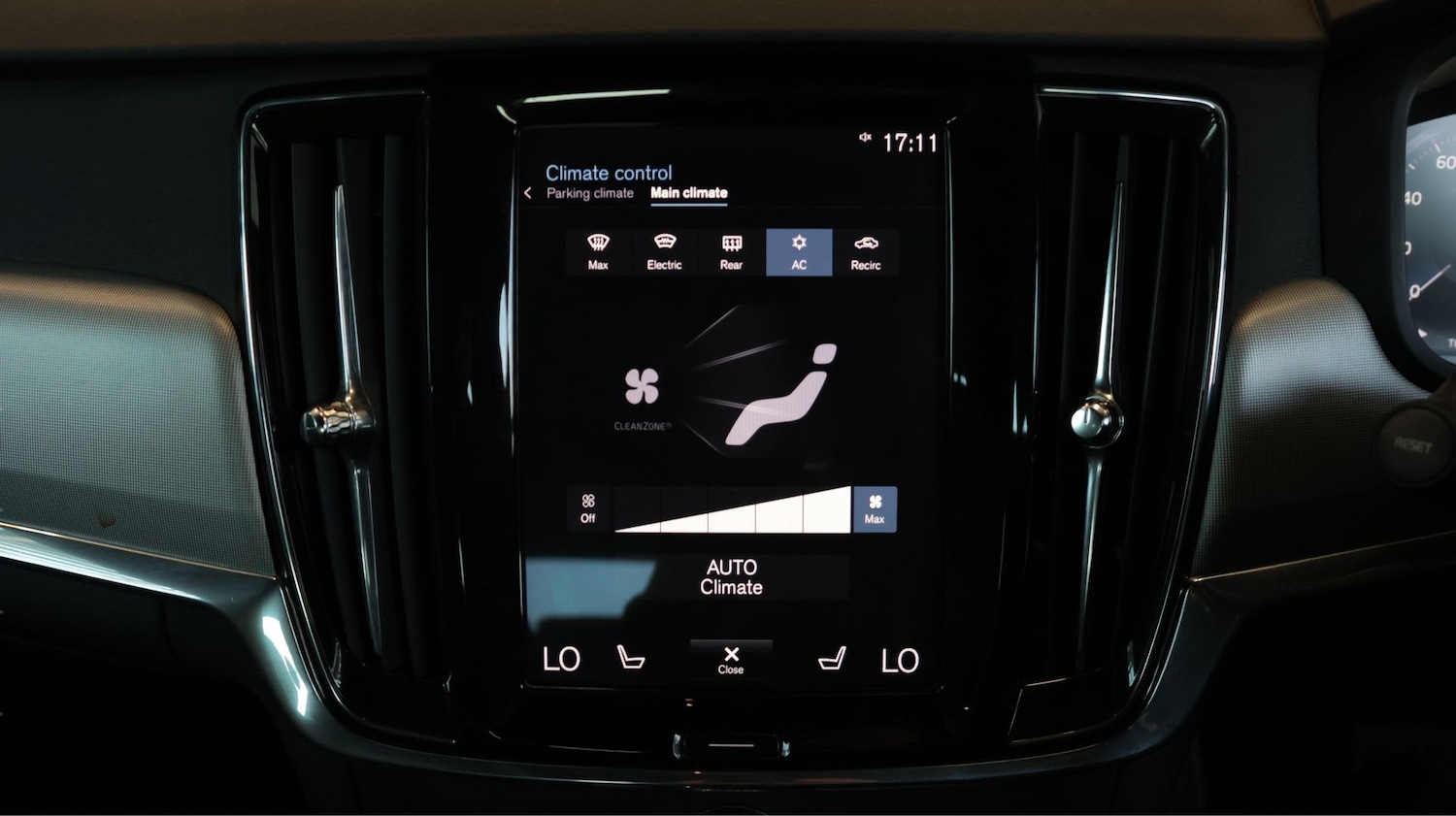 Used Volvo V90 2020 for sale - 77656451: Photo 12