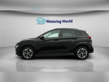 Used Hyundai KONA 2021 for sale - 76109089: Photo 4