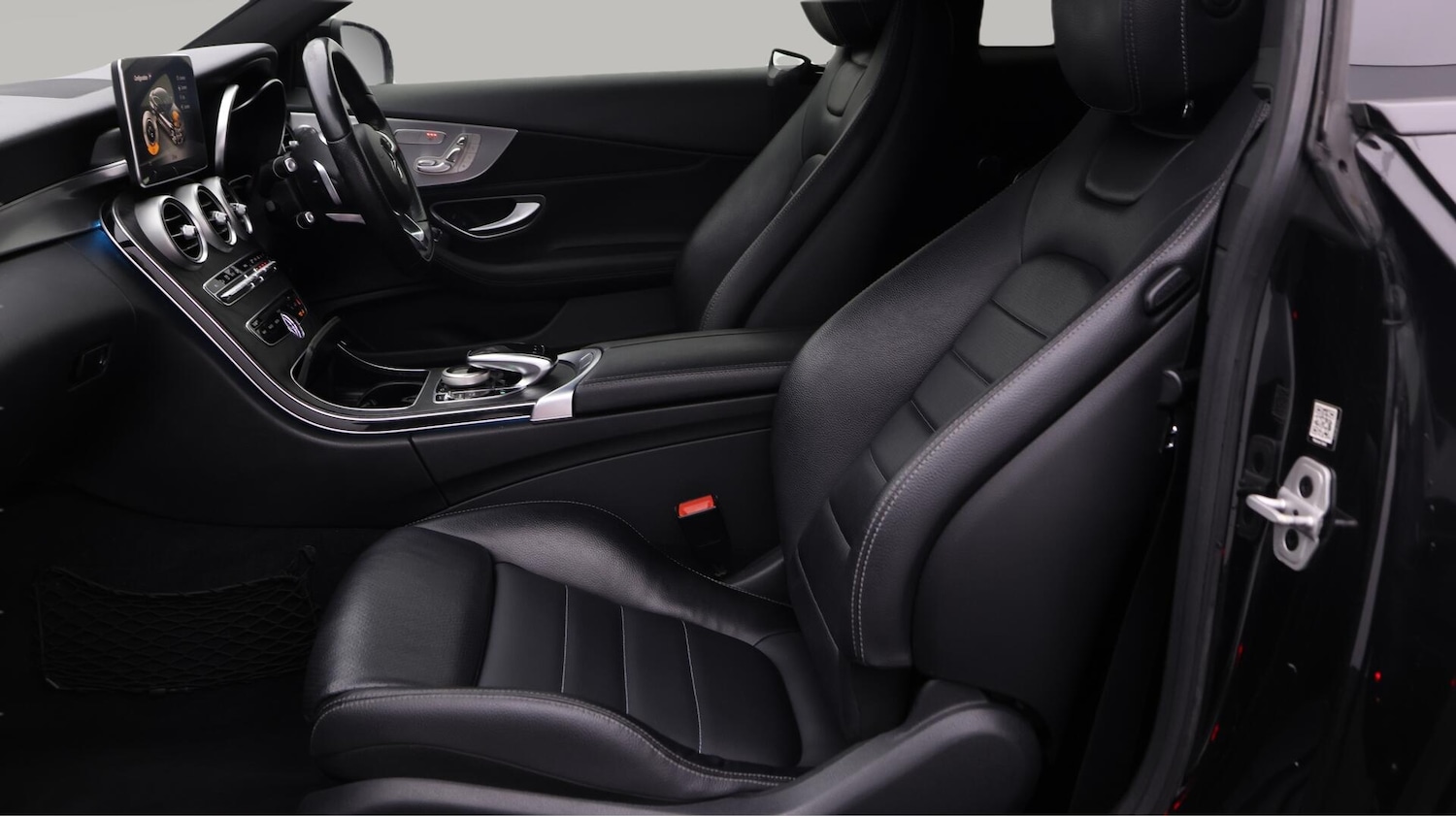 Used Mercedes-Benz C Class 2018 for sale - 76666914: Photo 15