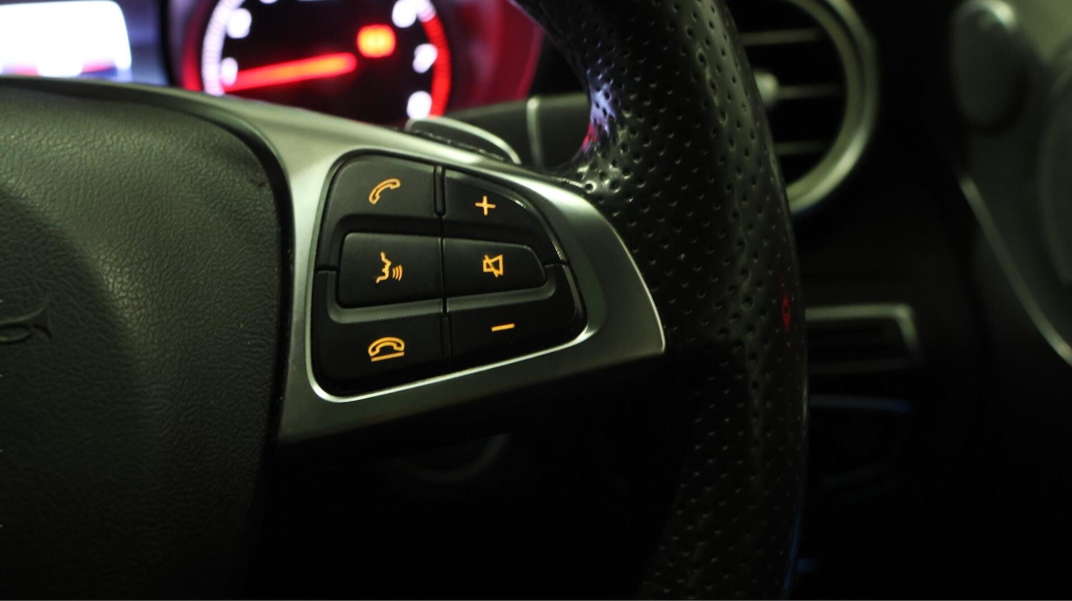 Used Mercedes-Benz C Class 2018 for sale - 76666914: Photo 24