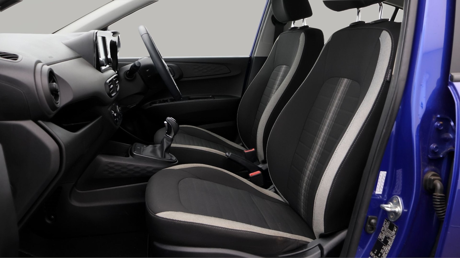 Used Hyundai i10 2023 for sale - 77378317: Photo 14