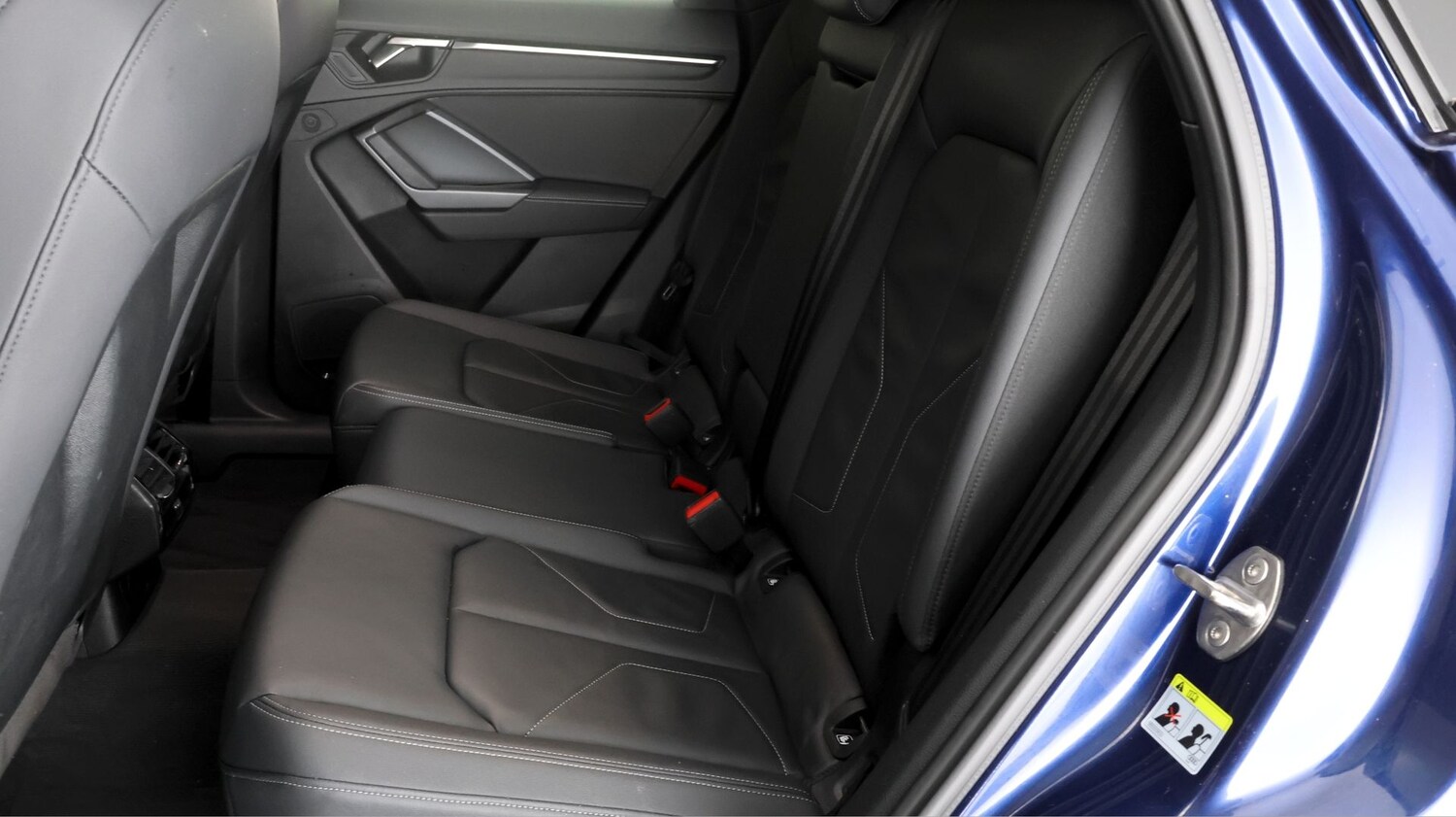 Used Audi Q3 for sale - 78106101: Photo 15