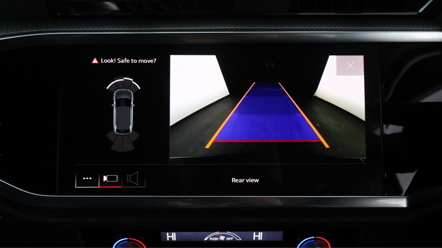 Used Audi Q3 for sale - 78106101: Photo 19