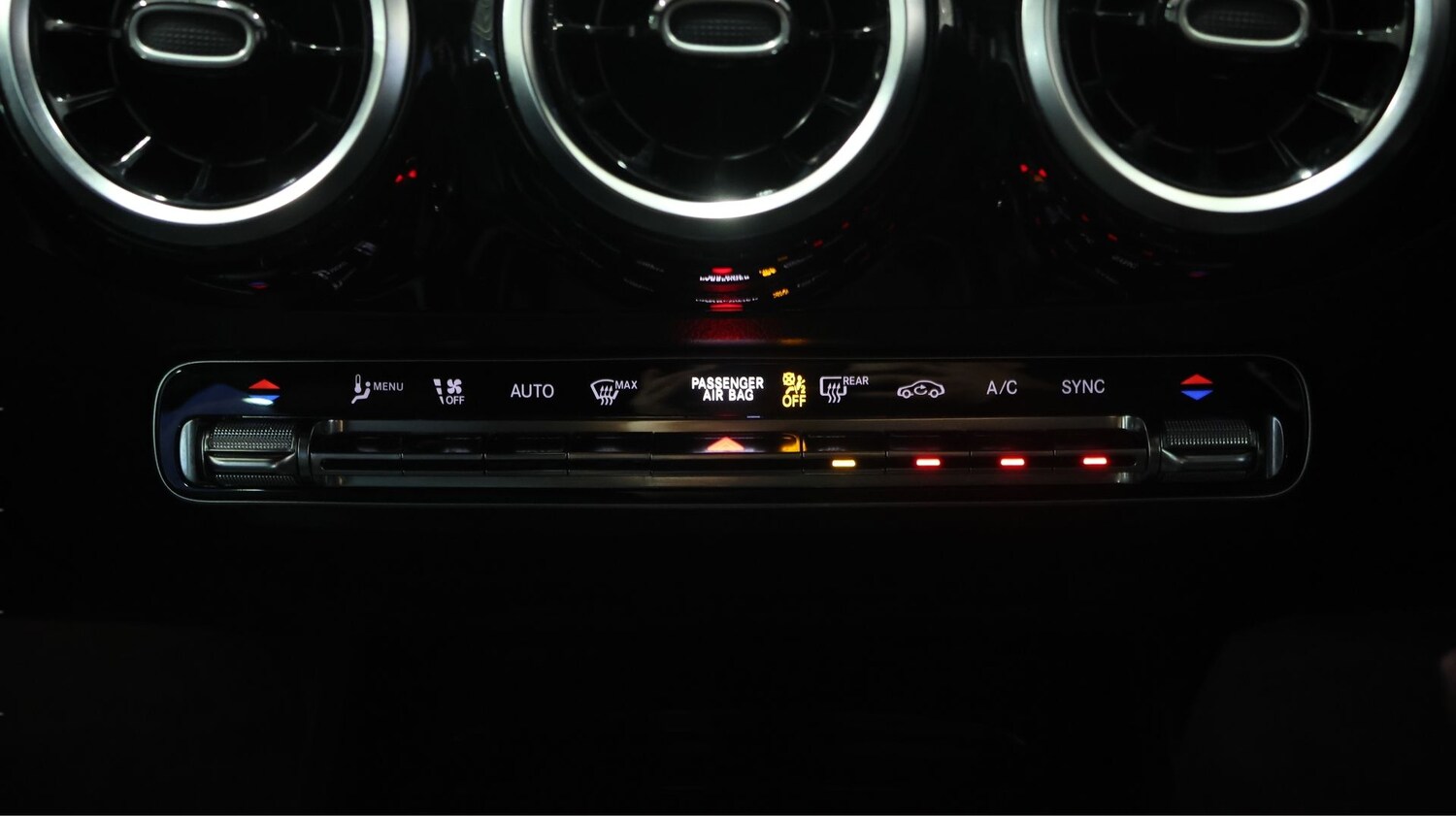 Used Mercedes-Benz GLA for sale - 77181999: Photo 12