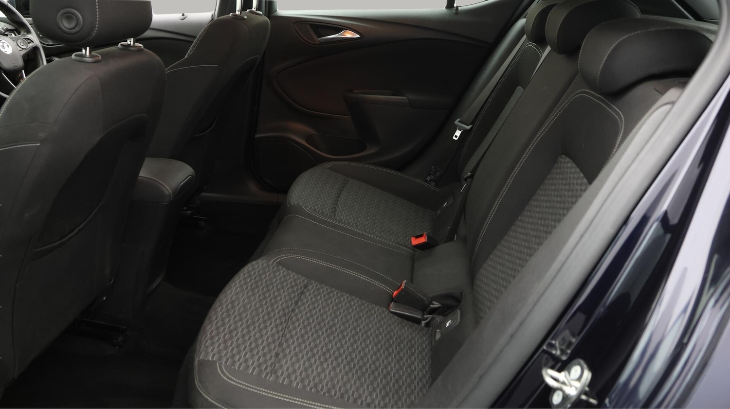 Used Vauxhall Astra 2017 for sale - 76659179: Photo 17