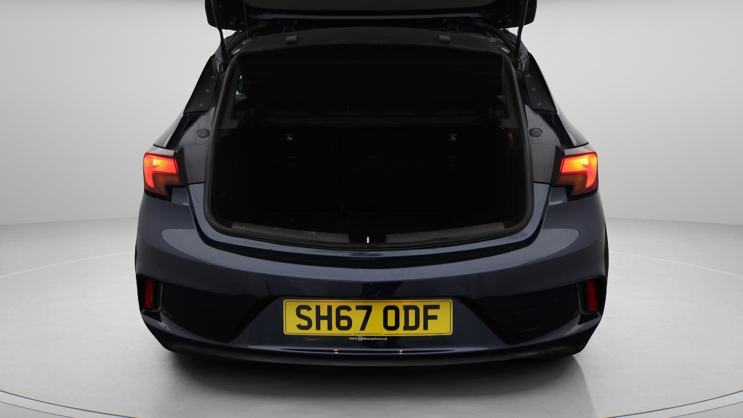 Used Vauxhall Astra 2017 for sale - 76659179: Photo 18