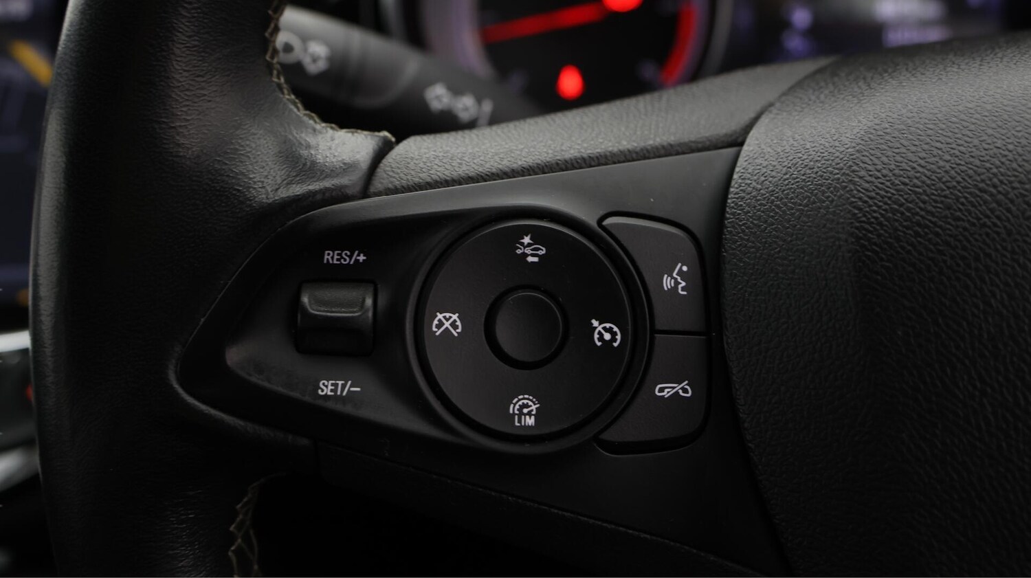 Used Vauxhall Astra 2017 for sale - 76659179: Photo 24