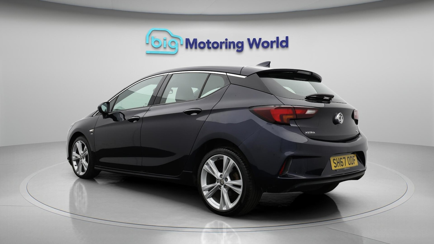 Used Vauxhall Astra 2017 for sale - 76659179: Photo 6