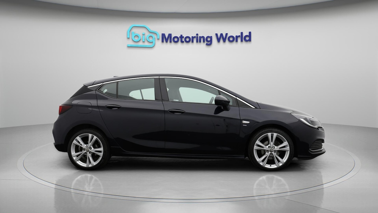 Used Vauxhall Astra 2017 for sale - 76659179: Photo 9