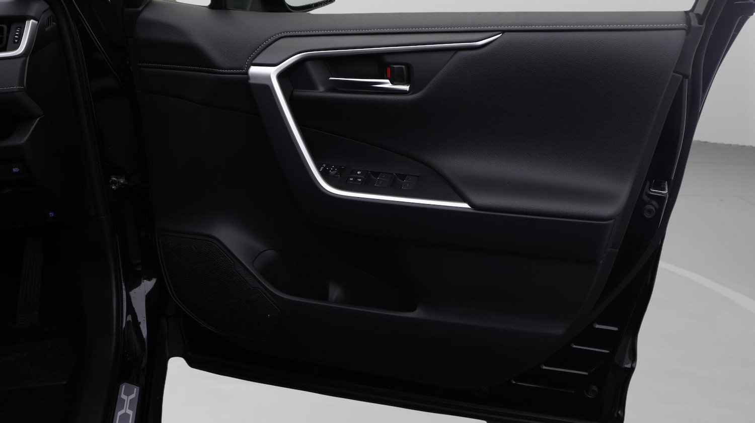 Used Toyota RAV4 2022 for sale - 76380960: Photo 15