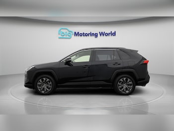 Used Toyota RAV4 2022 for sale - 76380960: Photo