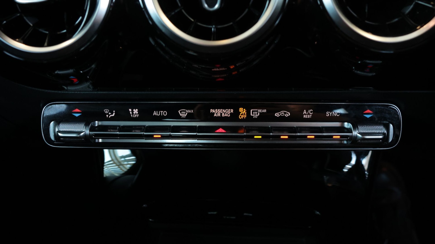 Used Mercedes-Benz A-Class 2019 for sale - 77938581: Photo 12