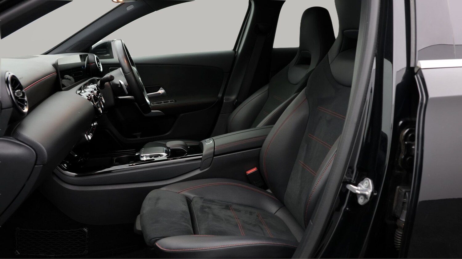 Used Mercedes-Benz A-Class 2019 for sale - 77938581: Photo 14