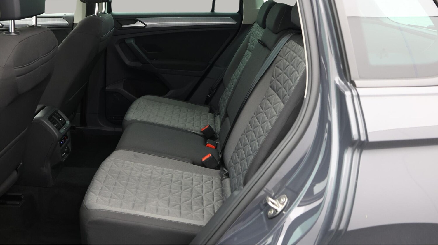 Used Volkswagen Tiguan 2021 for sale - 75978160: Photo 25