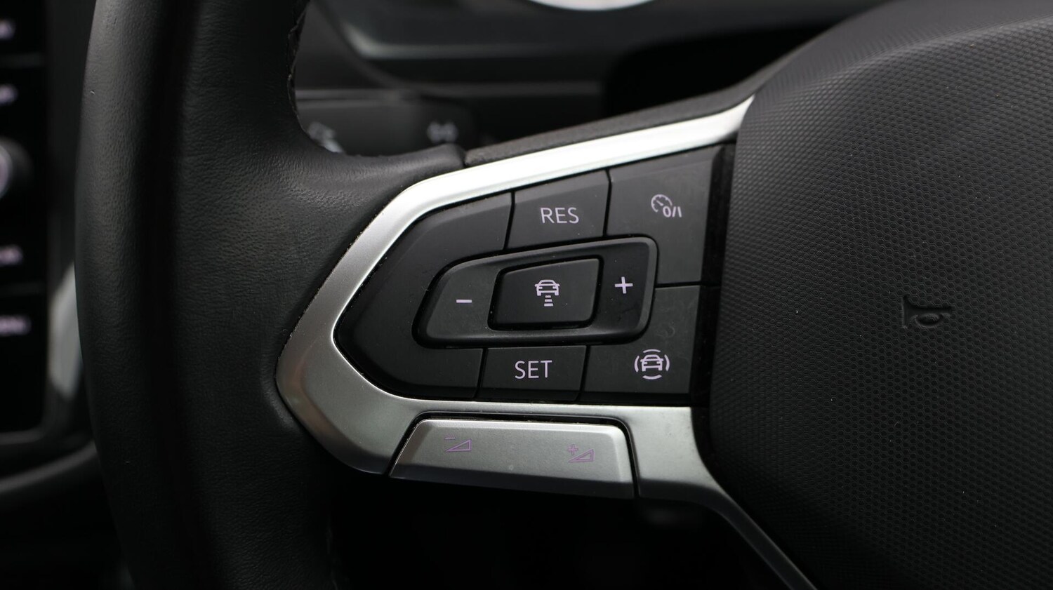 Used Volkswagen Tiguan 2021 for sale - 75978160: Photo 37