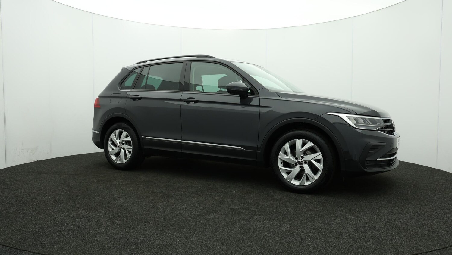 Used Volkswagen Tiguan 2021 for sale - 75978160: Photo 38