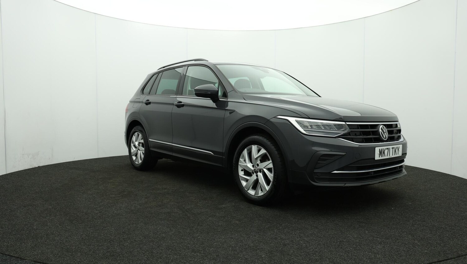 Used Volkswagen Tiguan 2021 for sale - 75978160: Photo 44