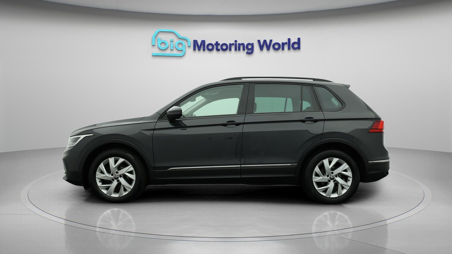 Used Volkswagen Tiguan 2021 for sale - 75978160: Photo 5