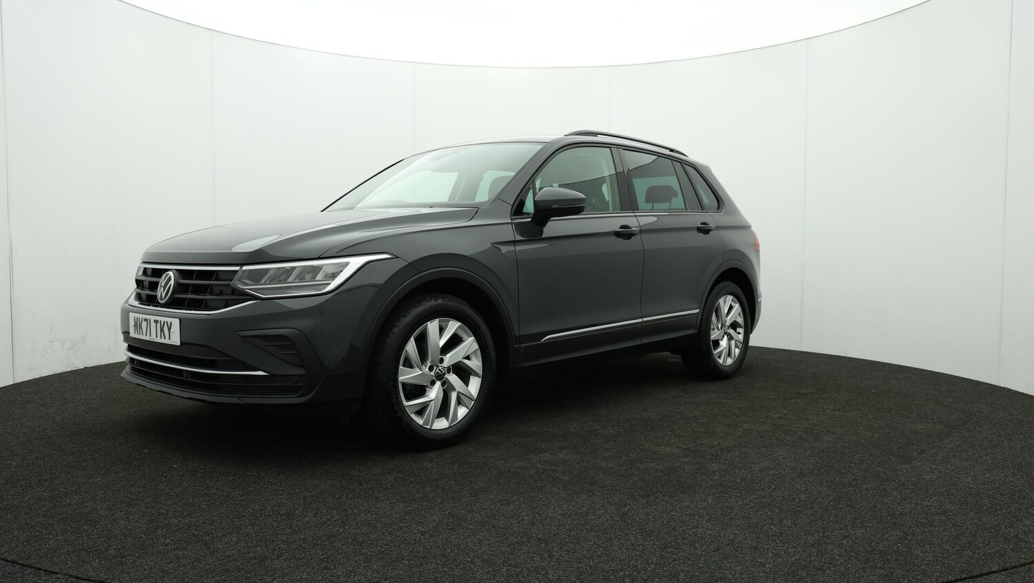 Used Volkswagen Tiguan 2021 for sale - 75978160: Photo 63