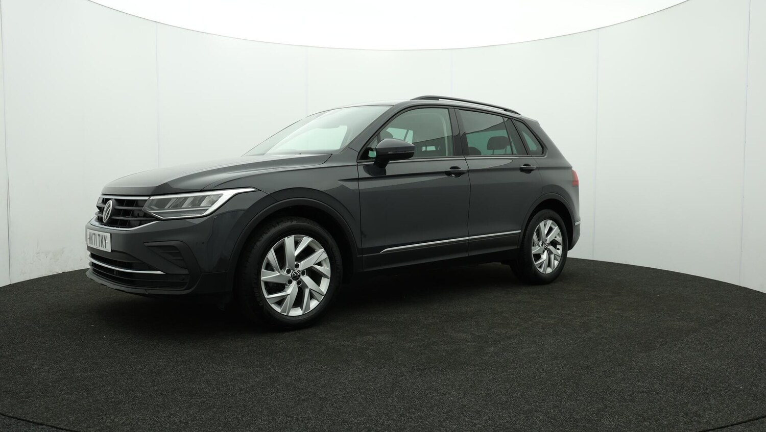 Used Volkswagen Tiguan 2021 for sale - 75978160: Photo 64