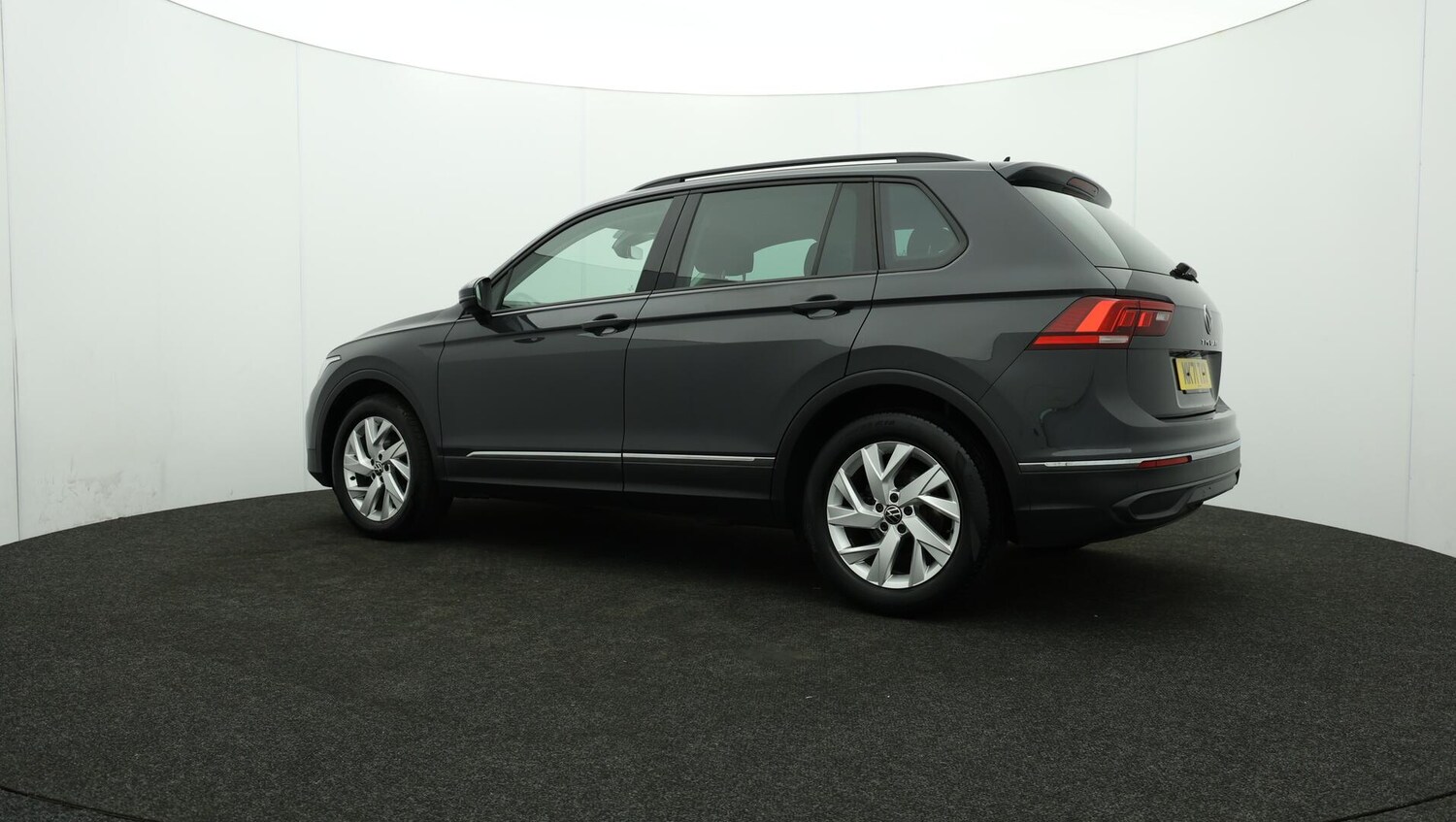 Used Volkswagen Tiguan 2021 for sale - 75978160: Photo 76