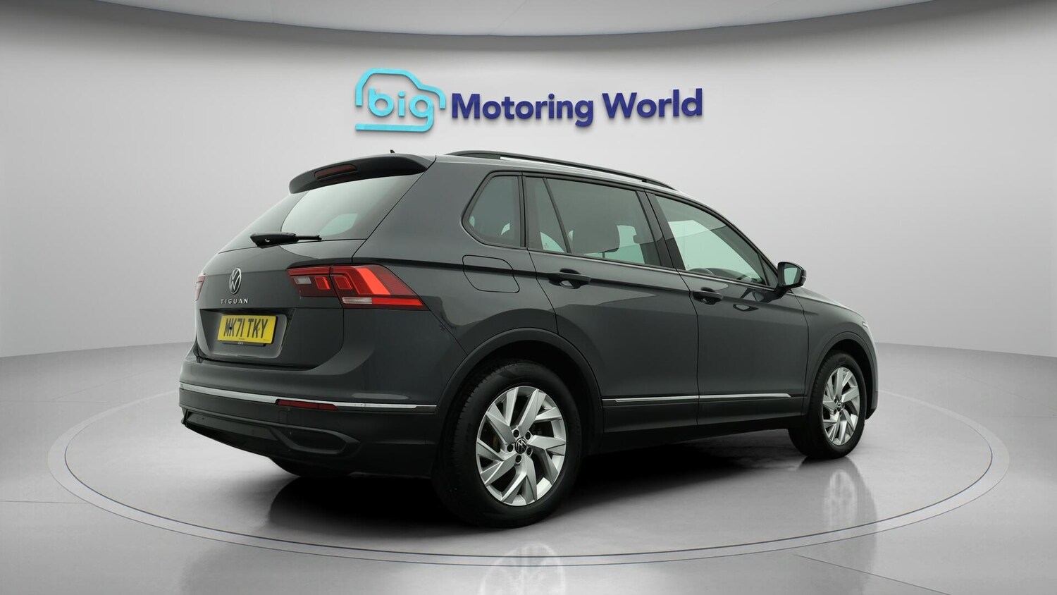 Used Volkswagen Tiguan 2021 for sale - 75978160: Photo 8