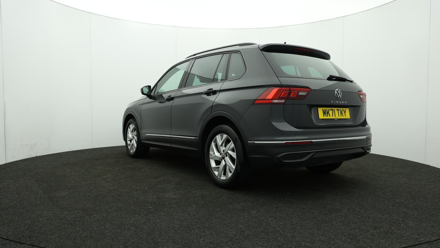 Used Volkswagen Tiguan 2021 for sale - 75978160: Photo 80