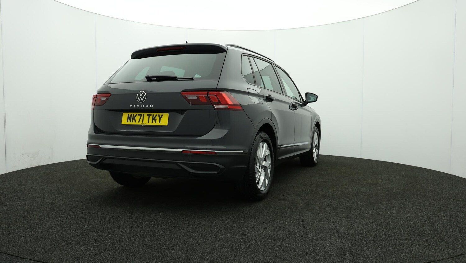 Used Volkswagen Tiguan 2021 for sale - 75978160: Photo 83