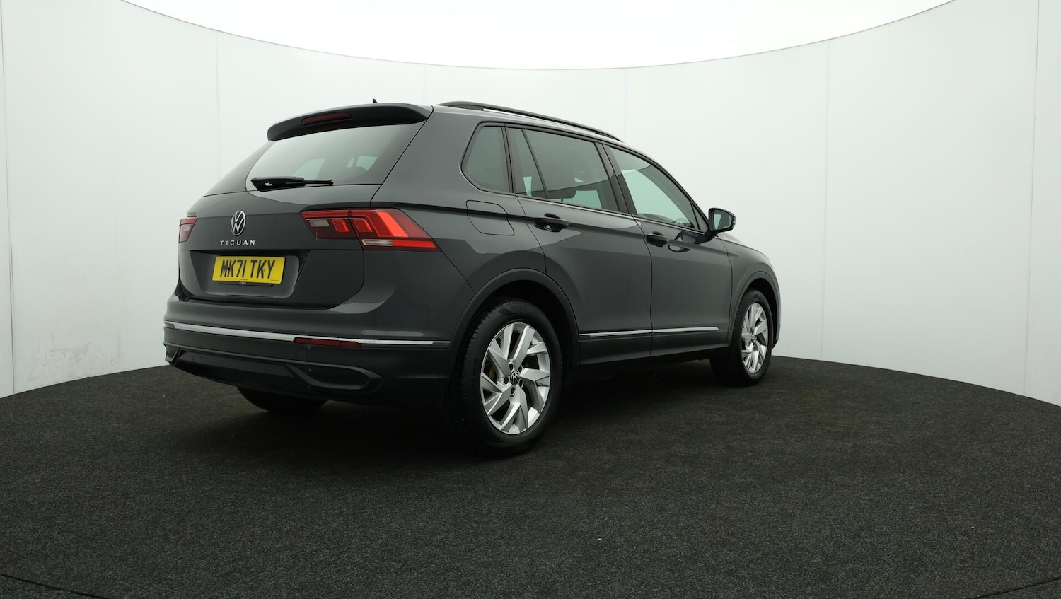 Used Volkswagen Tiguan 2021 for sale - 75978160: Photo 85