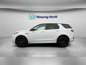 Used Land Rover Discovery Sport 2022 for sale - 78112337: Photo