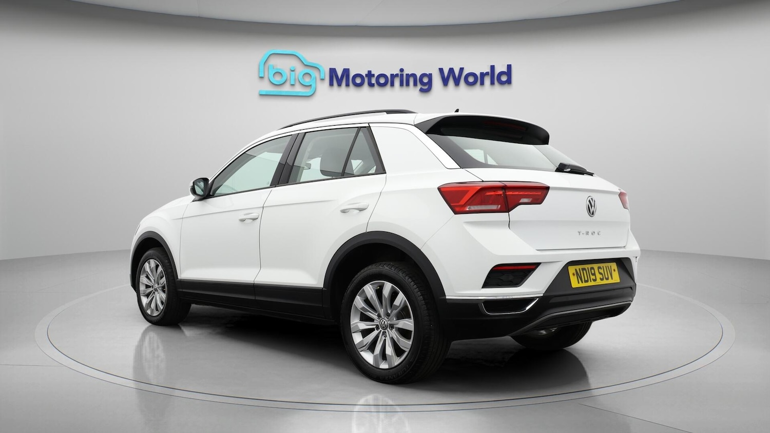 Used Volkswagen T-Roc 2019 for sale - 76666539: Photo 6