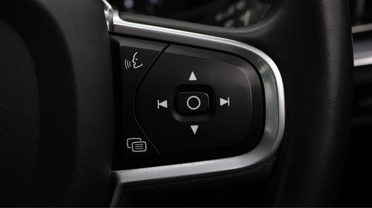 Used Volvo V60 2022 for sale - 76349639: Photo 24