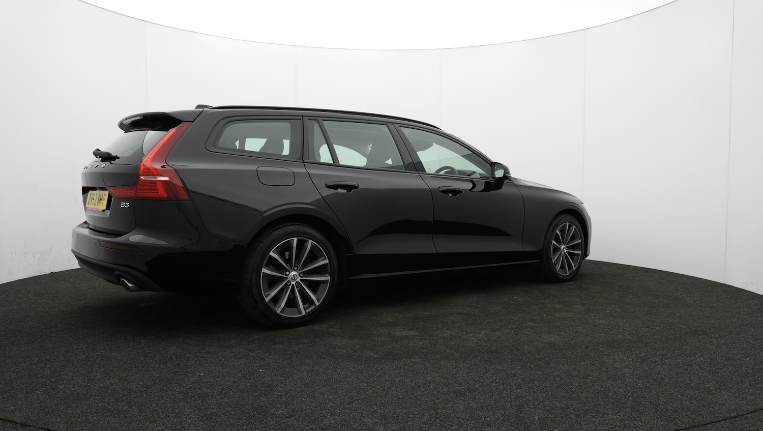 Used Volvo V60 2022 for sale - 76349639: Photo 37