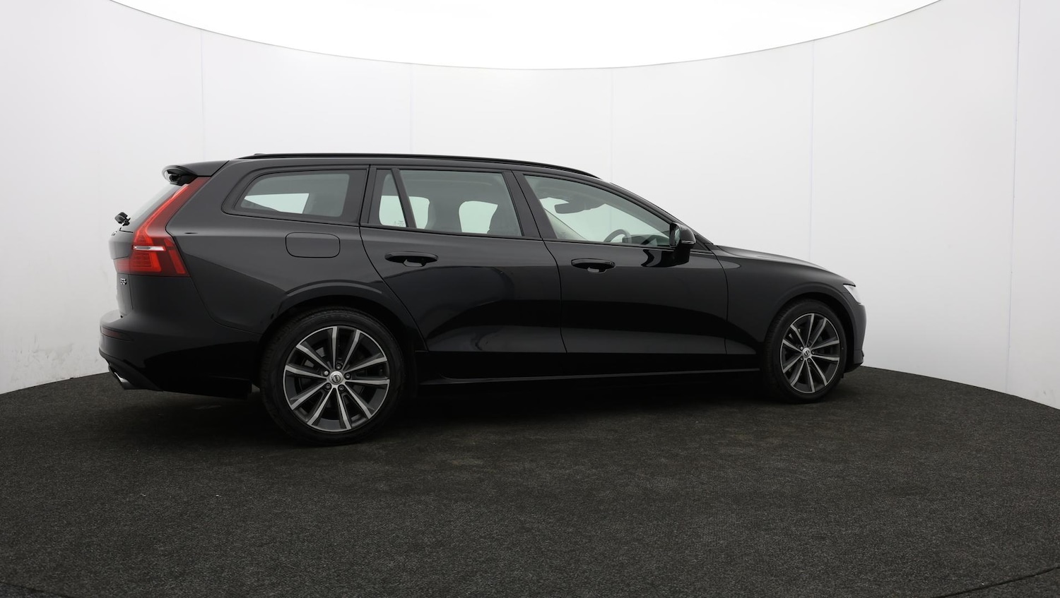 Used Volvo V60 2022 for sale - 76349639: Photo 39