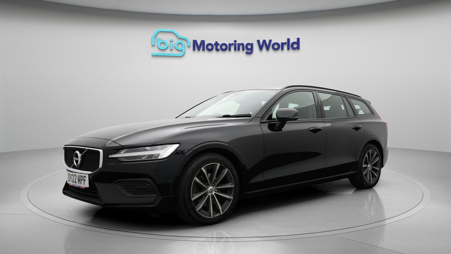 Used Volvo V60 2022 for sale - 76349639: Photo 4