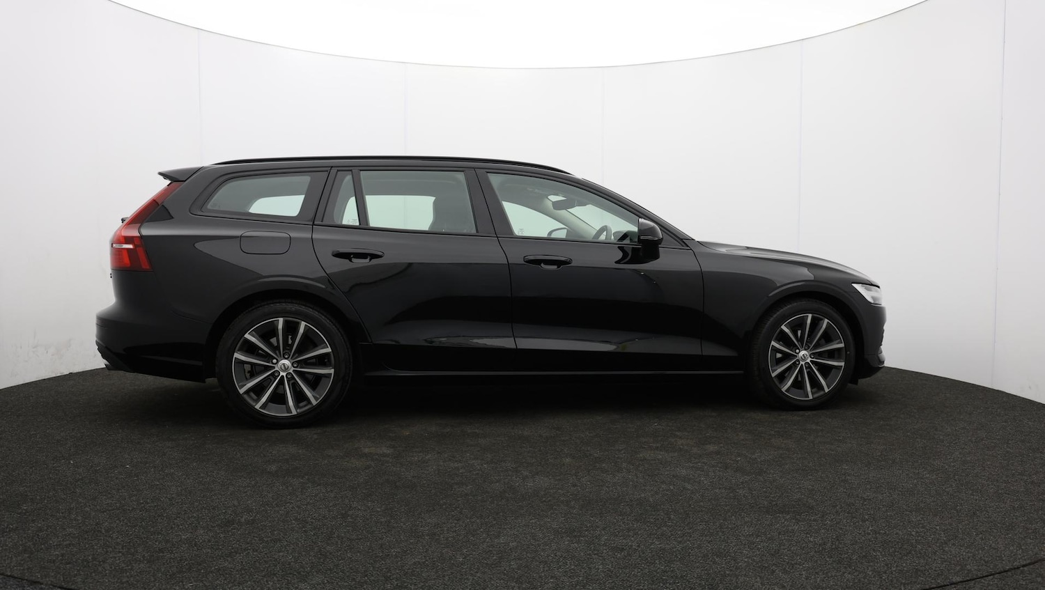 Used Volvo V60 2022 for sale - 76349639: Photo 41