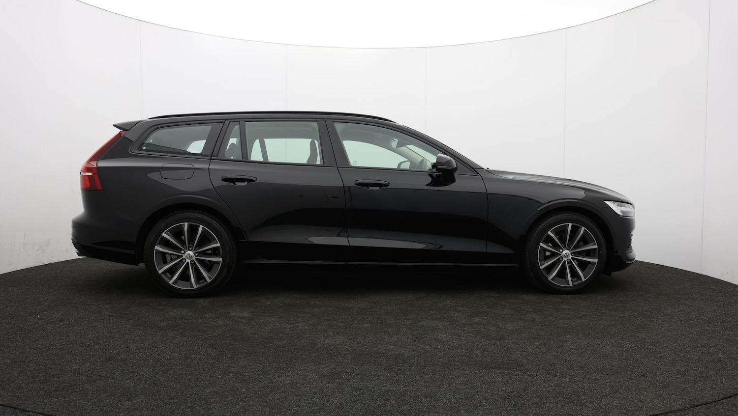 Used Volvo V60 2022 for sale - 76349639: Photo 42