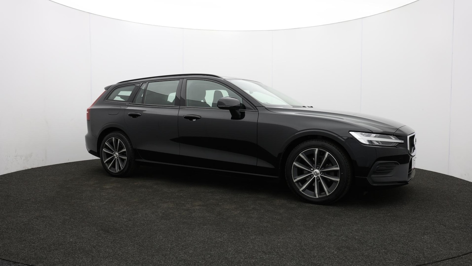 Used Volvo V60 2022 for sale - 76349639: Photo 48