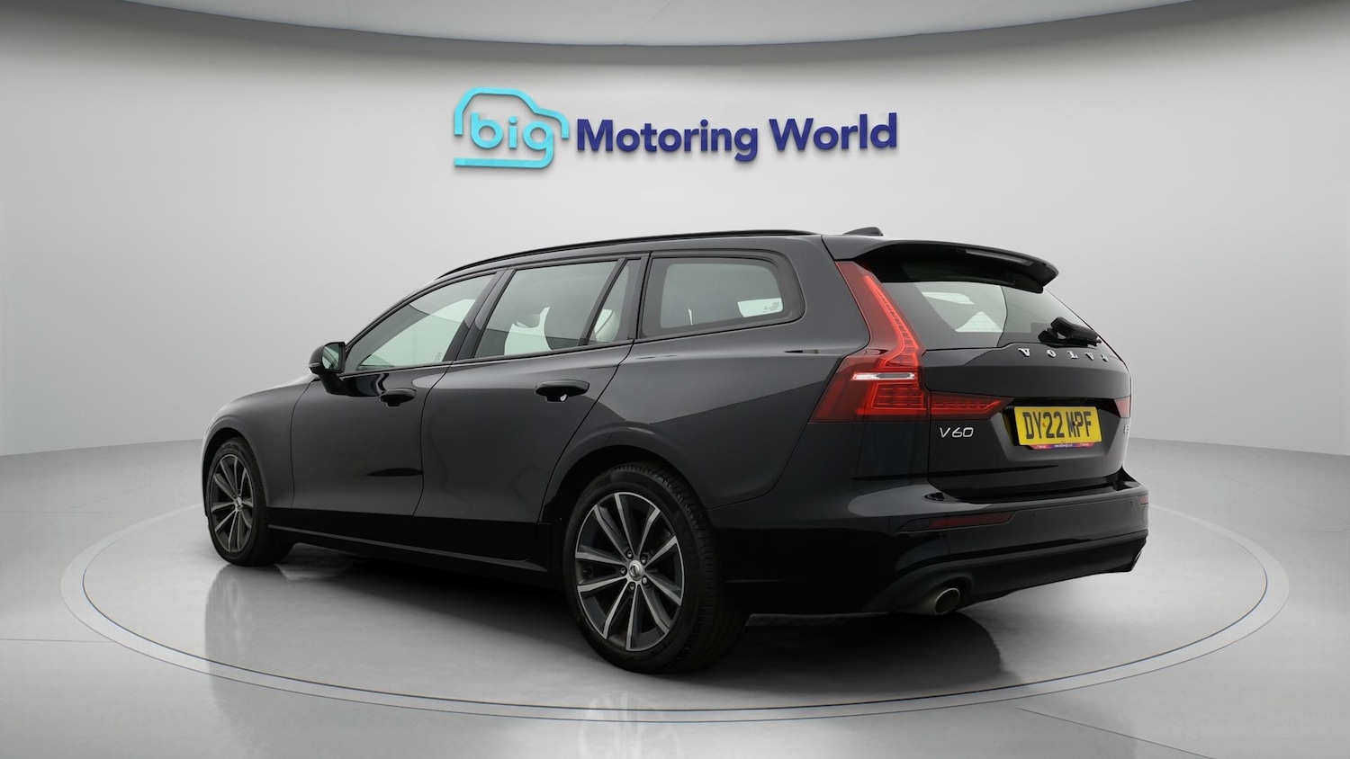 Used Volvo V60 2022 for sale - 76349639: Photo 6