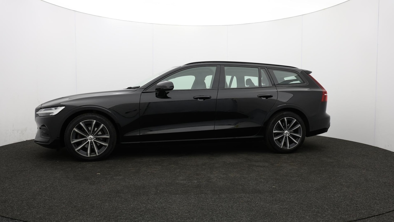 Used Volvo V60 2022 for sale - 76349639: Photo 70
