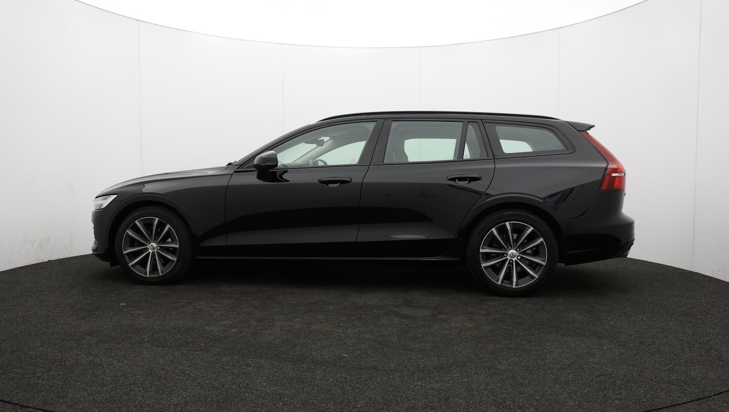 Used Volvo V60 2022 for sale - 76349639: Photo 73