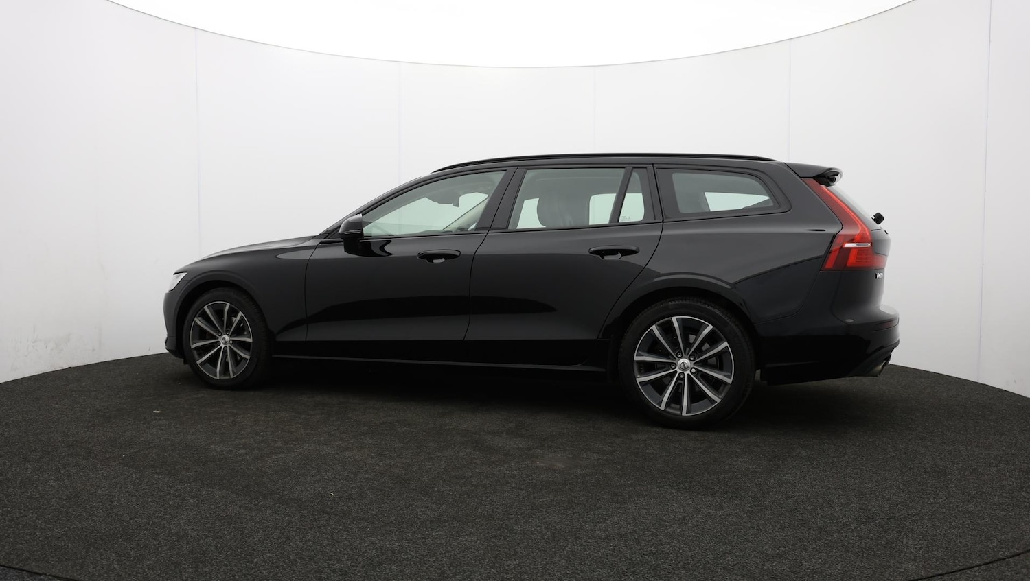 Used Volvo V60 2022 for sale - 76349639: Photo 75