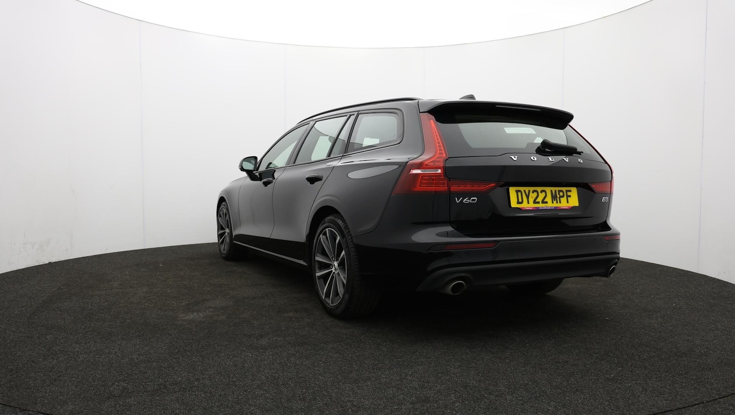 Used Volvo V60 2022 for sale - 76349639: Photo 82