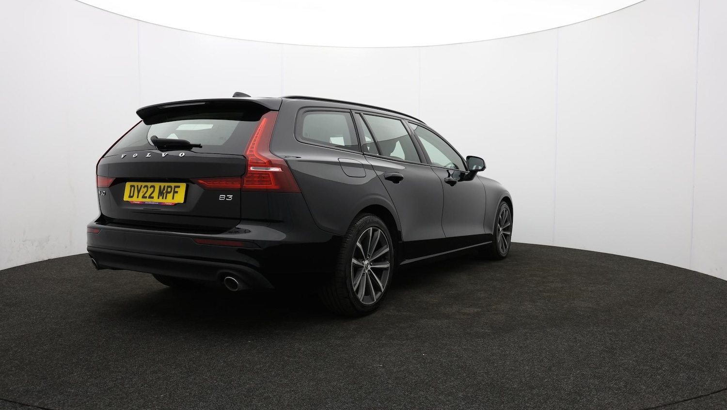 Used Volvo V60 2022 for sale - 76349639: Photo 85