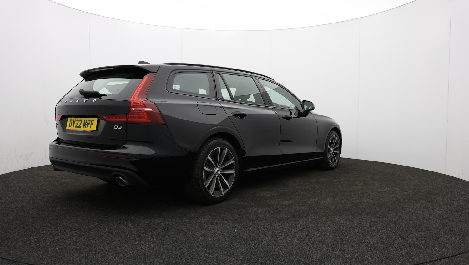 Used Volvo V60 2022 for sale - 76349639: Photo 86