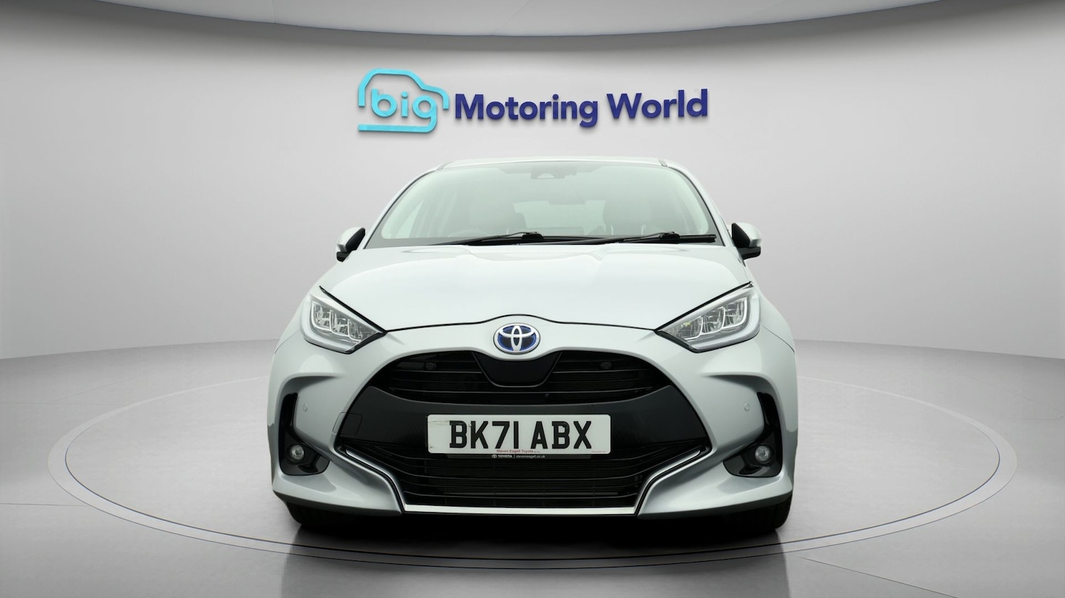 Used Toyota Yaris 2021 for sale - 77271117: Photo 2
