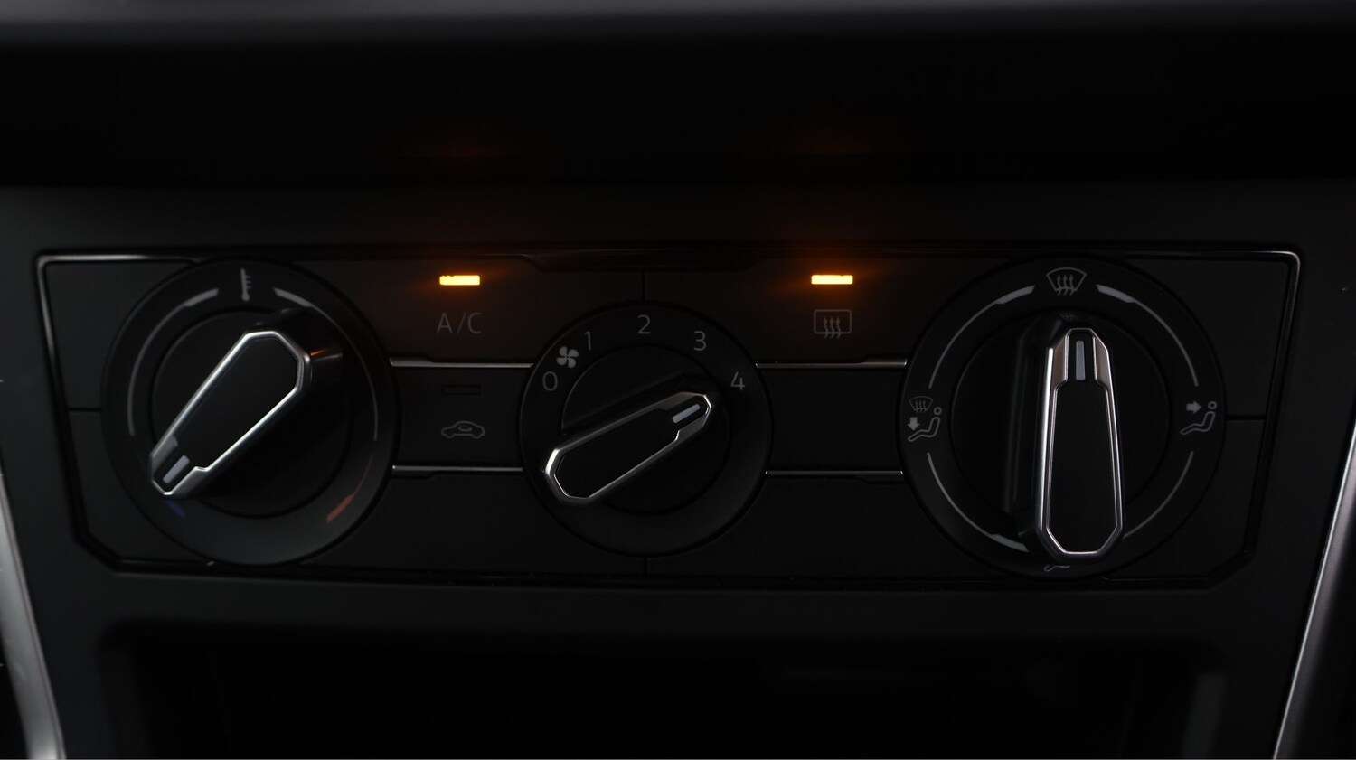 Used Volkswagen Polo 2024 for sale - 77218930: Photo 12