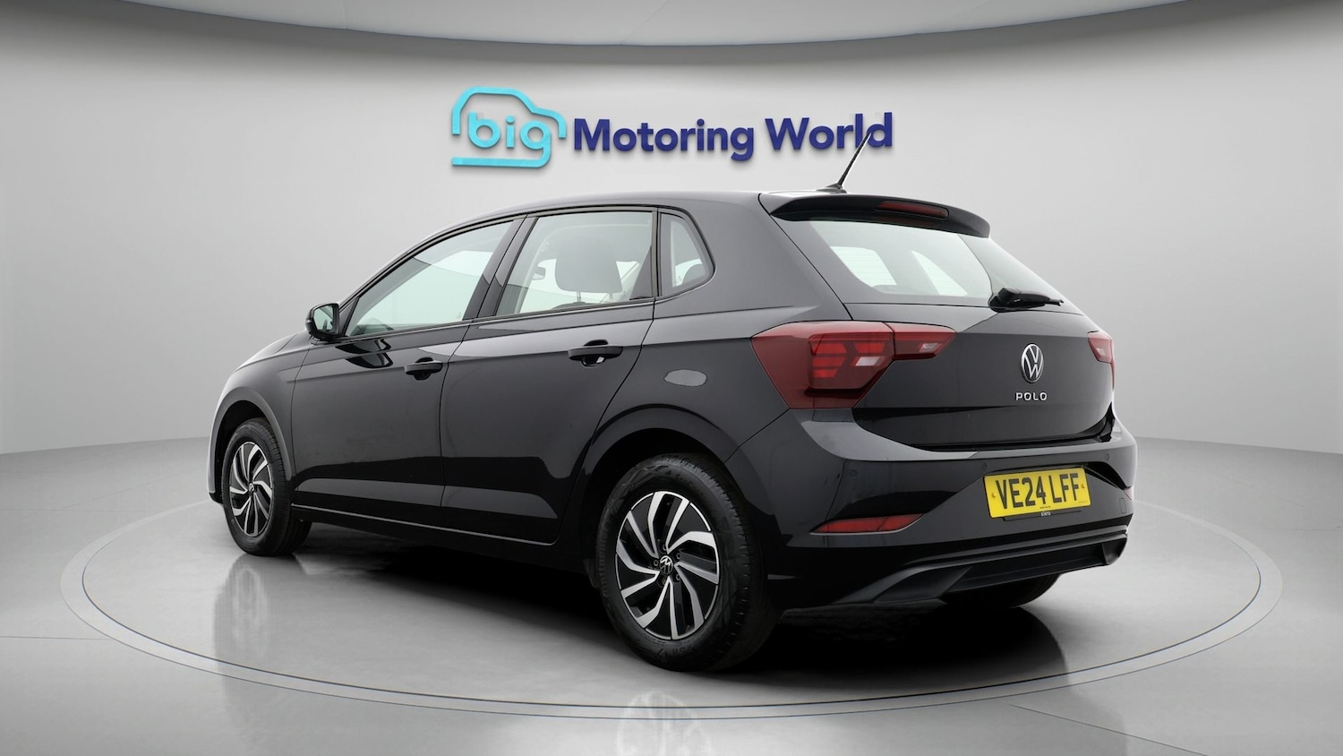 Used Volkswagen Polo 2024 for sale - 77218930: Photo 5