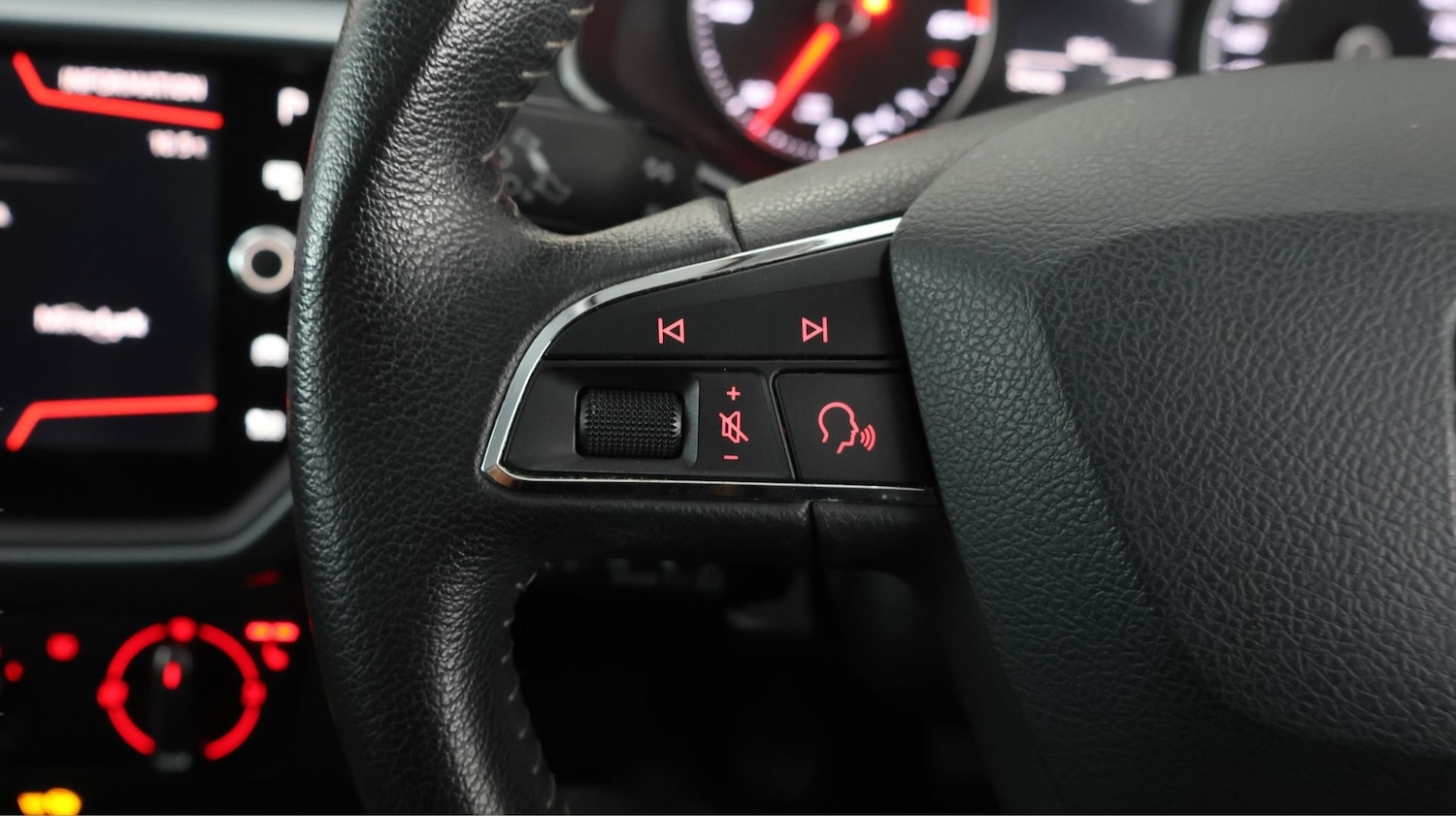 Used SEAT Arona 2018 for sale - 78106543: Photo 22